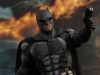 hot-toys-justice-league-tactical-suit-batman-009
