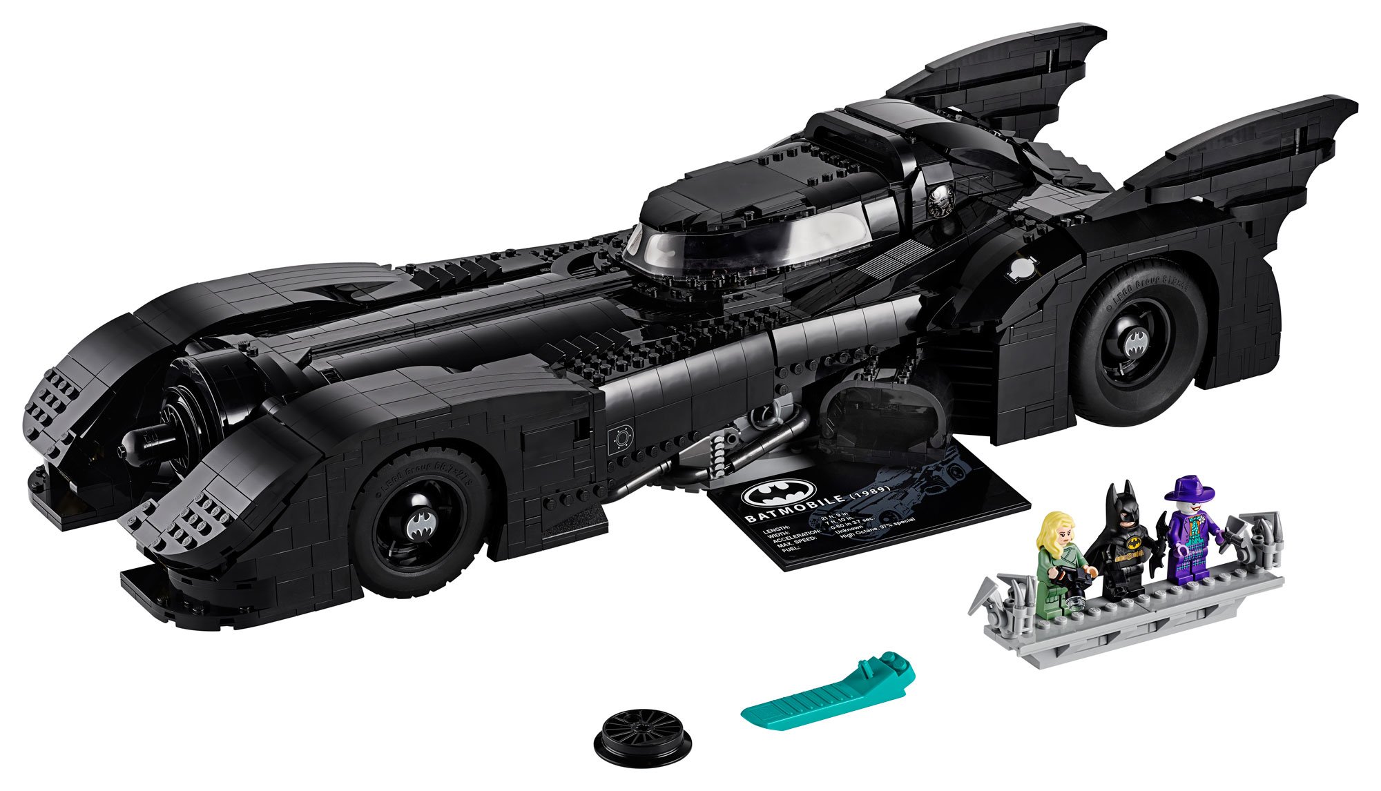 LEGO Batmobil z filmu “Batman” BatCave