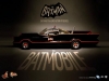 Batmobil z lat 60-tych od Hot Toys