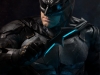 infinity-studio-justice-league-tactical-suit-batman-bust-07