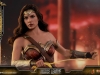 hot-toys-jl-wonder-woman-deluxe-004