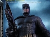 hot-toys-justice-league-batman-collectible-figure-deluxe_pr6