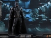 hot-toys-justice-league-tactical-suit-batman-022