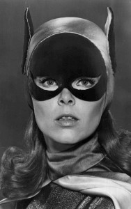 Yvonne Craig jako Batgirl