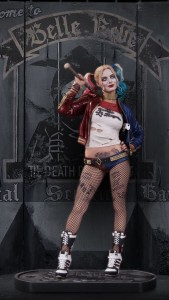 635890571726572436-SS-Harley-Quinn-Statue-1