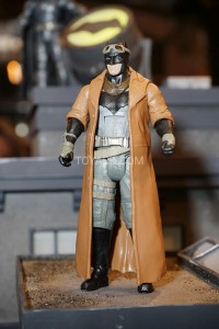 TF-2016-Mattel-Batman-v-Superman-006